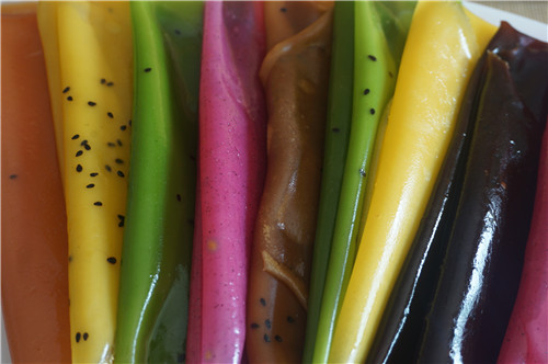 五彩果蔬芝麻涼皮為什么這么火